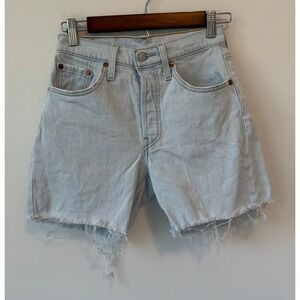 Levi's Women's Light Blue‎ Denim 501 High-Rise Mid-Thigh Jean Shorts Size 24